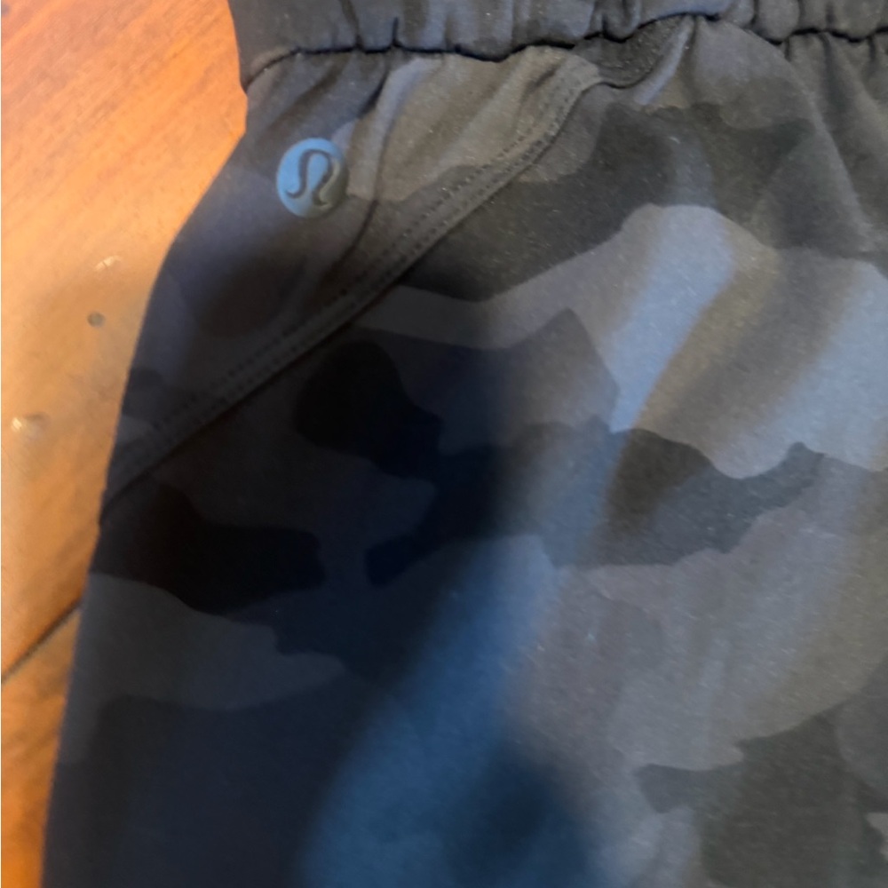 Lululemon Athletica Black Camouflage Joggers - Picture 3 of 4